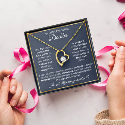 "Hartvormige ketting met zirkonia steen, luxe uitstraling, ideaal cadeau voor dochters, gepolijste hanger aan verstelbare ket