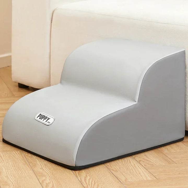 Ergonomische dierentrap met zachte treden, bevordert de veiligheid van je huisdier bij op- en afstappen.