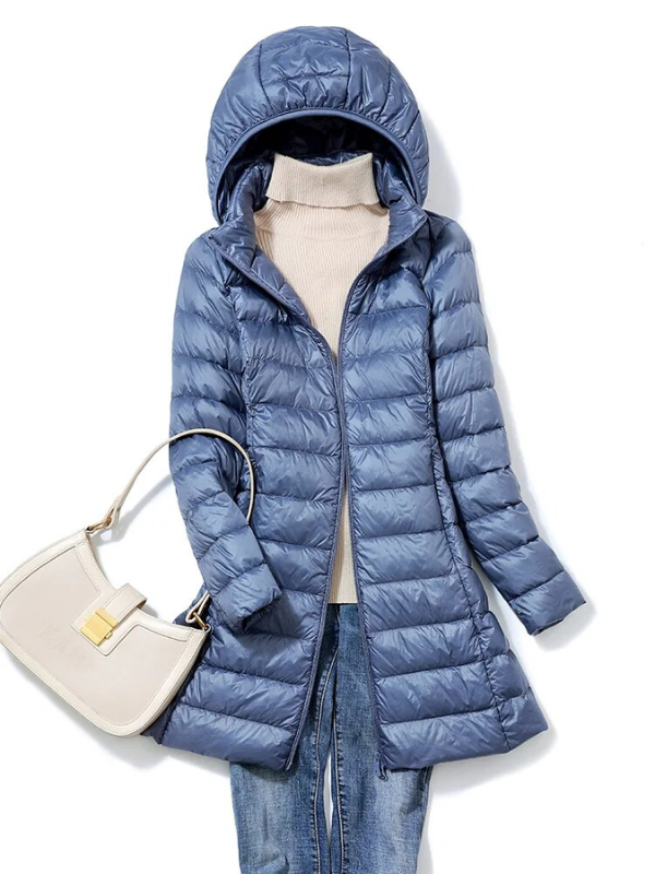 Roze Dames Lange Winterjas Daisy, gewatteerd en warm, met capuchon, voor een frisse look.