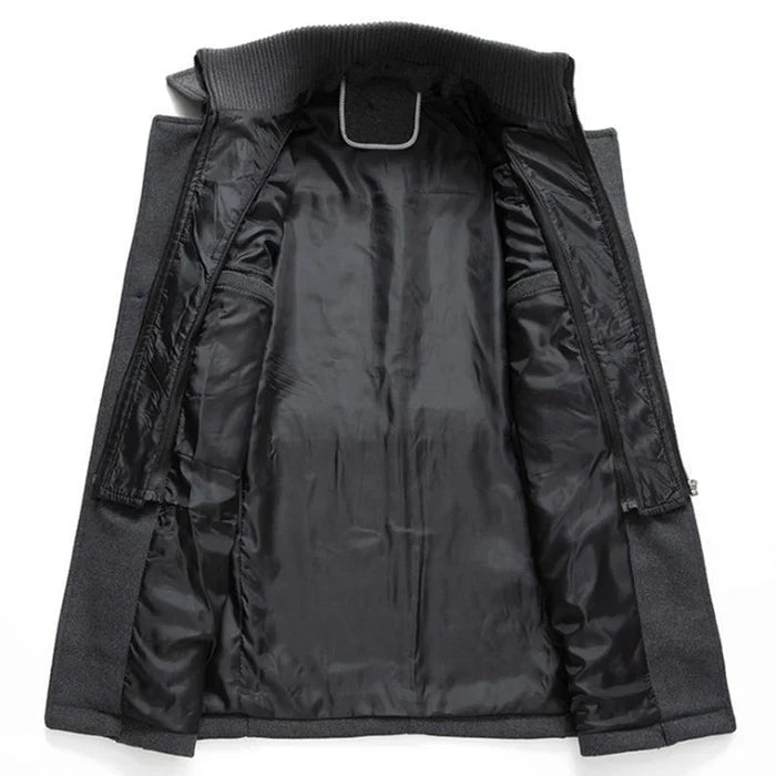 Stijlvolle heren jas, perfect als warme winterjas voor elke gelegenheid. Comfortabele en lange herenmode.
