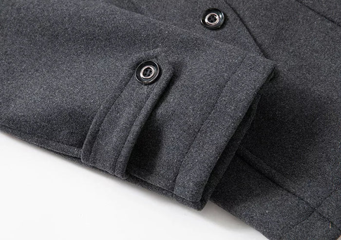 Warme, lange heren winterjas in grijs, zwart of bruin. Comfortabele en stijlvolle buitenkleding voor herenmode.