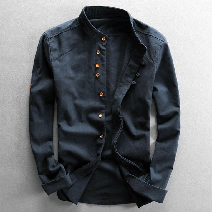 Stijlvol herenoverhemd met bandkraag en lange mouwen, perfect voor een moderne casual of semi-formele look.