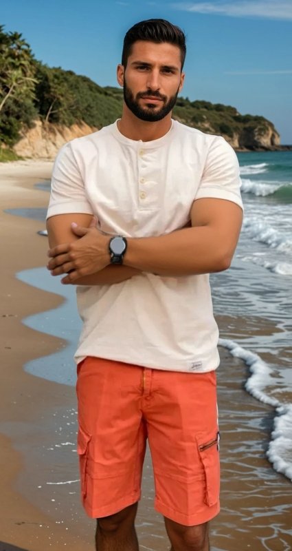 Grijze cargo short: comfortabel, praktisch en modieus voor heren, ideaal voor zomerse avonturen.