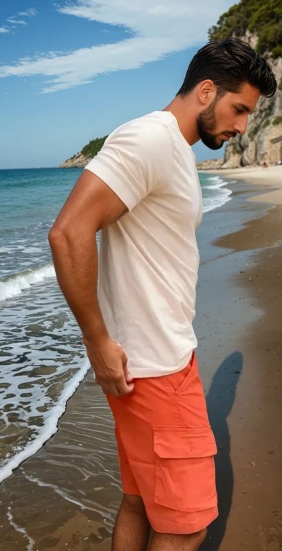 Oranje heren cargo short, perfect voor casual zomerkleding en buitenactiviteiten.