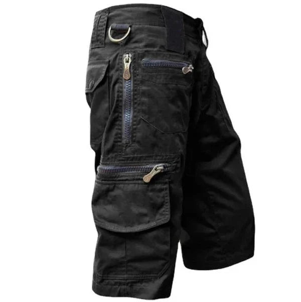 Duurzame herenkleding: cargo shorts met veilige ritszakken en comfortabele pasvorm voor dagelijks gebruik in de zomer.