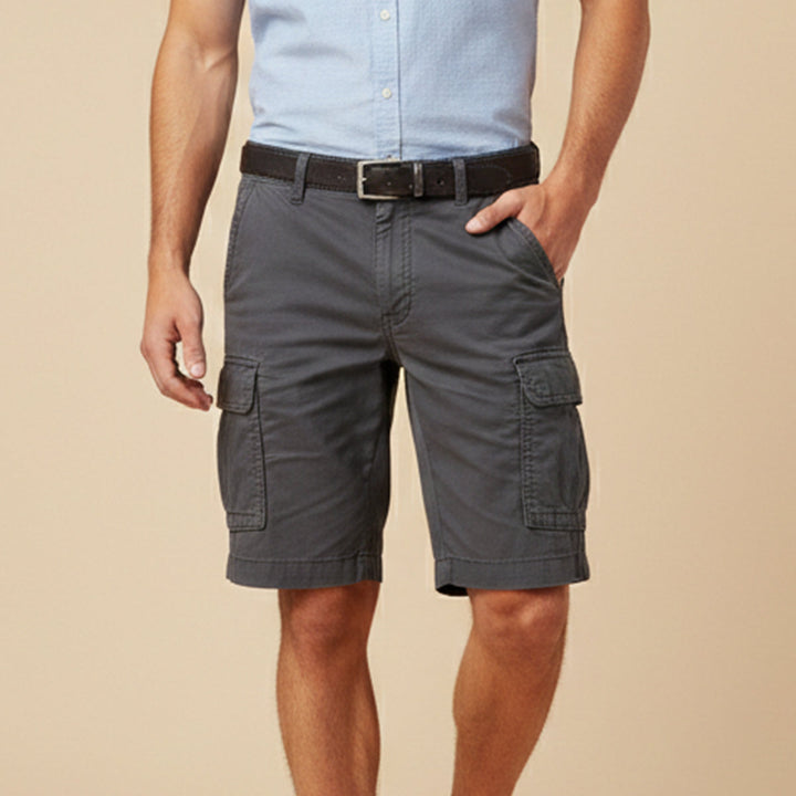 Heren cargo shorts met verstelbare taille en ruime zijzakken, voor optimaal comfort en pasvorm.