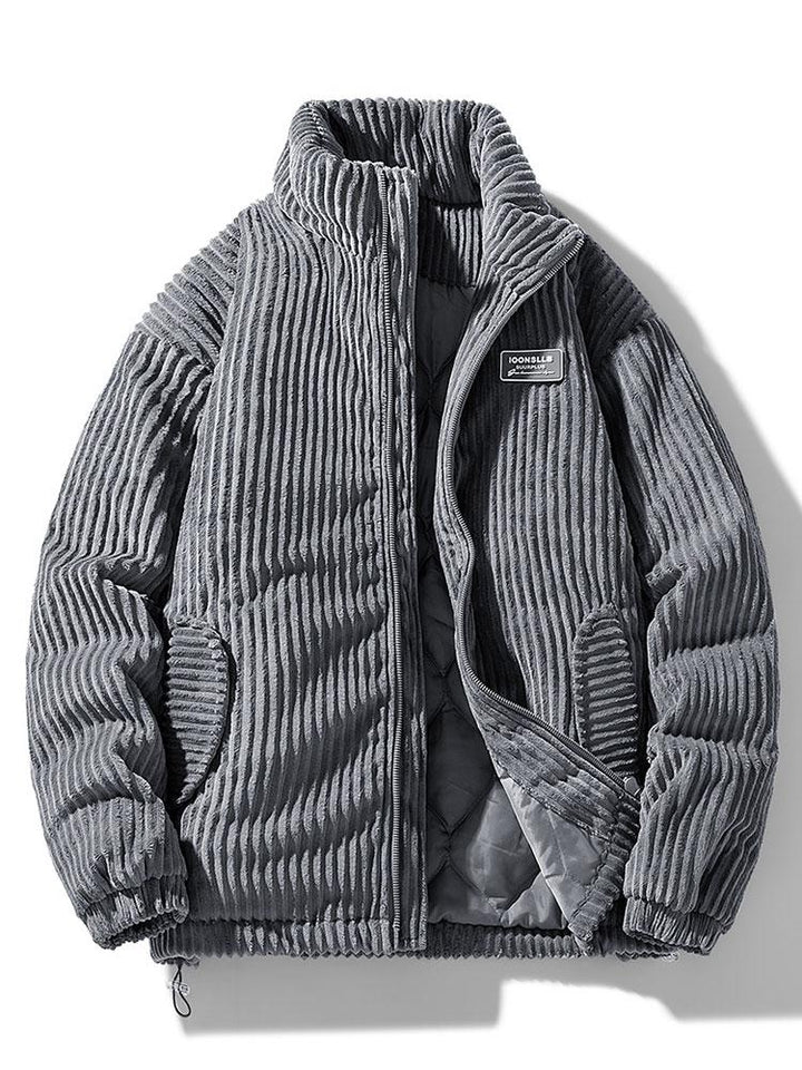 Warm heren gewatteerd pufferjack met volledige rits, perfect voor winterse dagen en casual stijl.