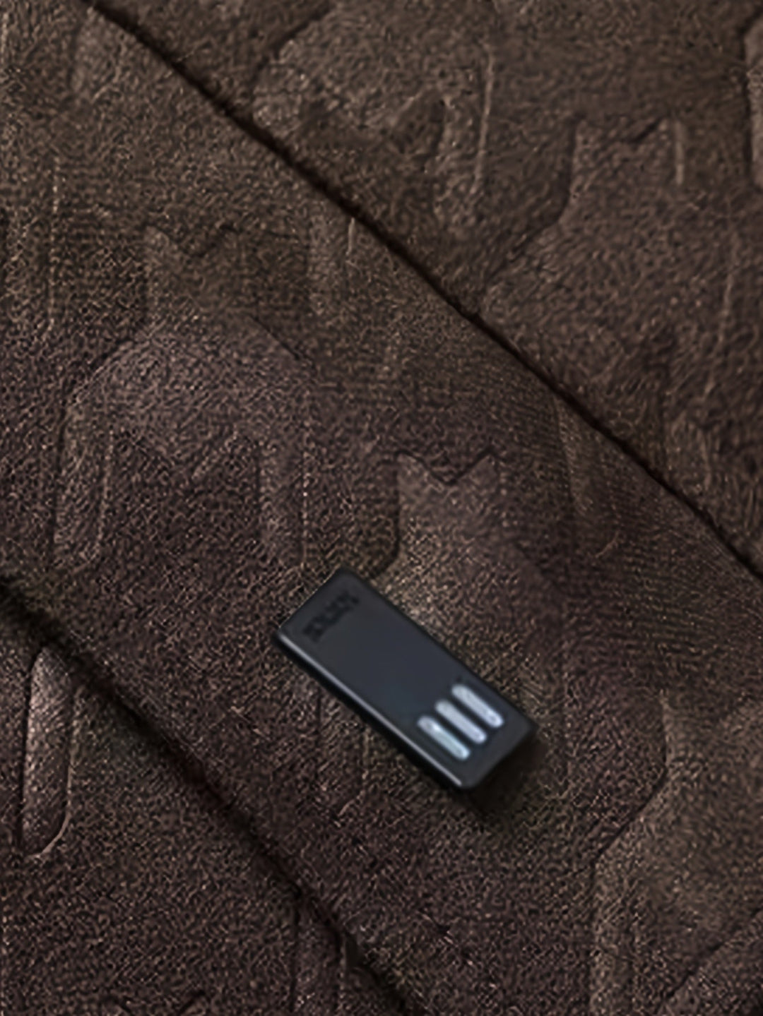 Close-up: pied-de-poule patroon op warm heren truckerjack. Kwaliteit bovenkleding voor herfst/winter.