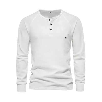 "Heren langemouwenshirt met ronde hals in navyblauw, stijlvol ontwerp, ademend materiaal, ideaal voor elke gelegenheid."