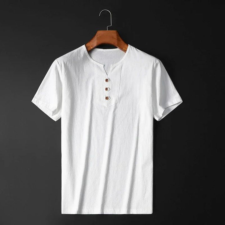 Modieus heren T-shirt met korte mouwen en knopen, perfect voor veelzijdige zomerse outfits.