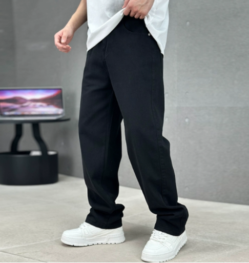 Blauwe loose fit straight leg herenjeans, ideaal voor een relaxte en stijlvolle casual look. Comfortabele pasvorm.