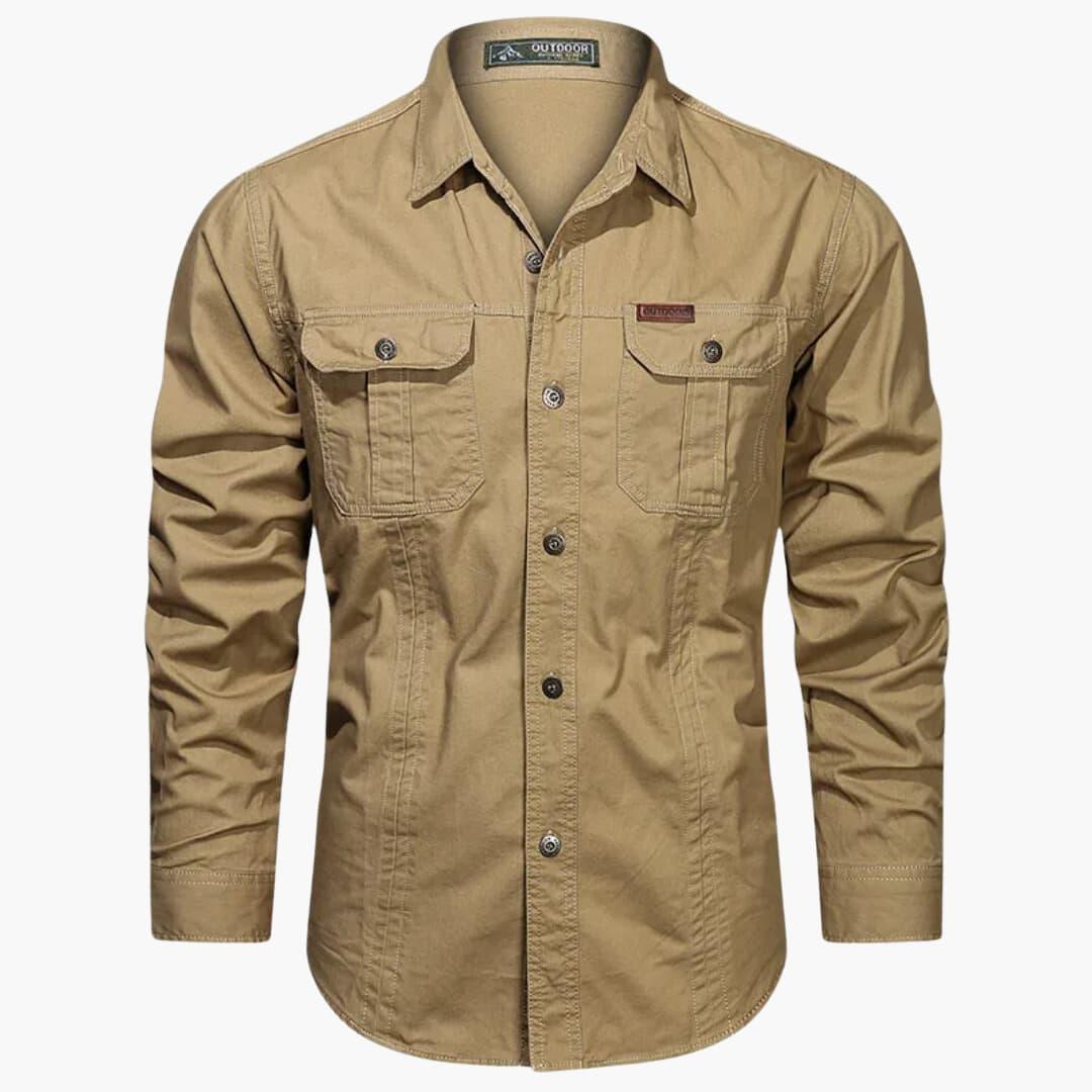 Stijlvol heren overhemd met knoopsluiting, lange mouwen en twee borstzakken; perfect voor mannenmode.