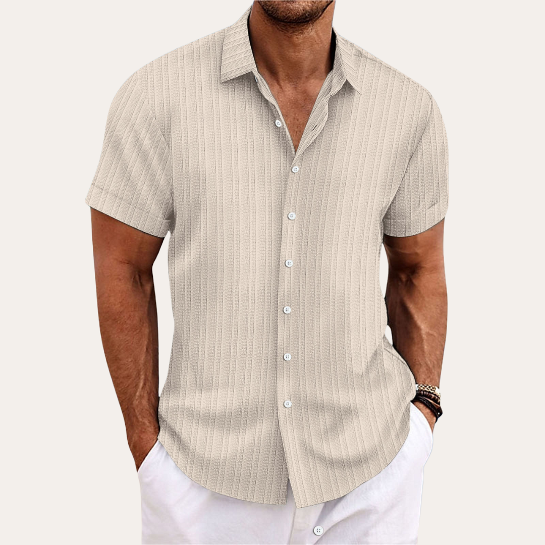 Heren casual overhemd met korte mouwen en stijlvolle strepen, perfect voor zomerse vrijetijd.