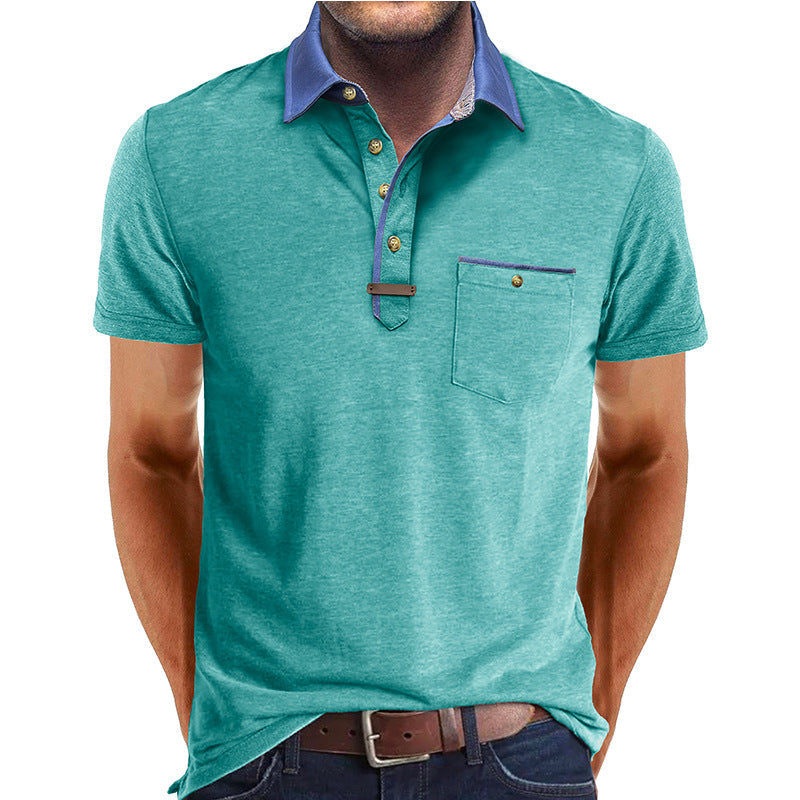 Dynamische heren polo korte mouw met contrasterende kraag en borstzak. Stijlvol, comfortabel en veelzijdig.