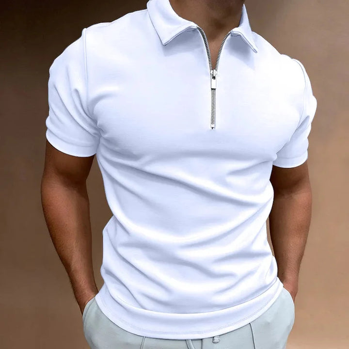 Stijlvolle heren polo, korte mouw, met unieke halve ritssluiting. Geschikt als bovenkleding voor herenmode.
