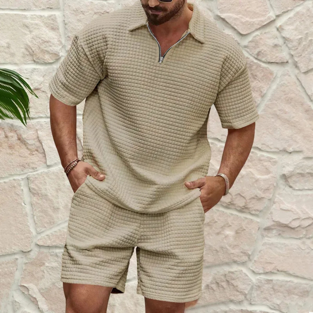 Heren zomer set: matching polo shirt met korte mouw en shorts. Ontspannen pasvorm, ideaal voor casual dagen.