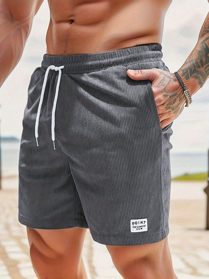 Ademende heren shorts met relaxed fit, elastische taille en koordjes, ideaal voor warme dagen.