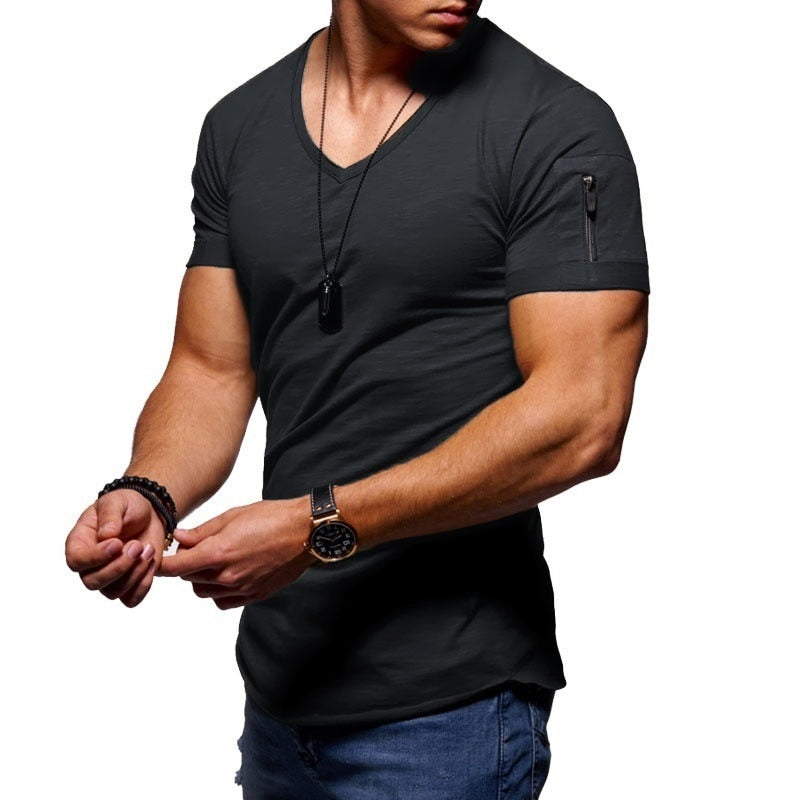 Trendy heren T-shirt met V-hals, ritsdetail en korte mouw. Slim fit design voor een moderne uitstraling.