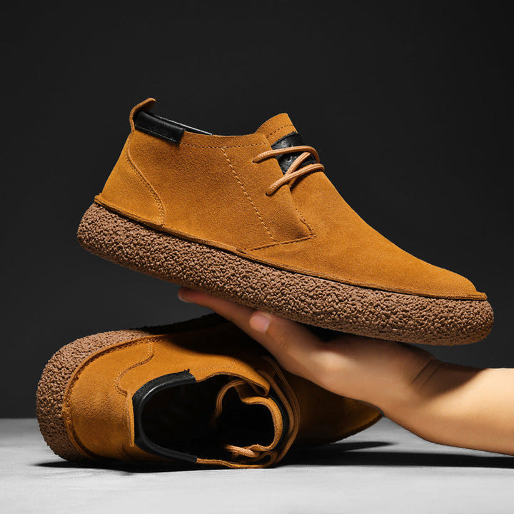 Casual grijze heren chukka boots. Comfortabele enkellaarzen met veters voor elke gelegenheid.