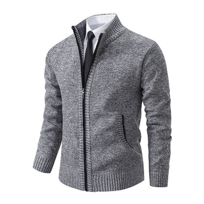 "Herenvest in diverse kleuren met ritssluiting, thermische stof voor warmte en comfort, geschikt voor casual en semi-formeel.