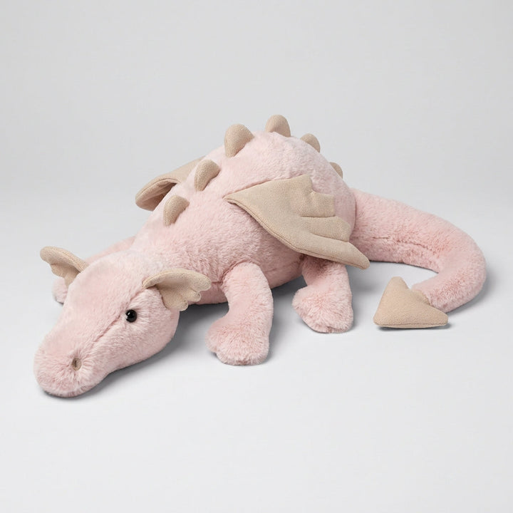 Gedetailleerde drakenknuffel met vleugels en schubben, zacht pluche speelgoed voor fantasierijk spel.