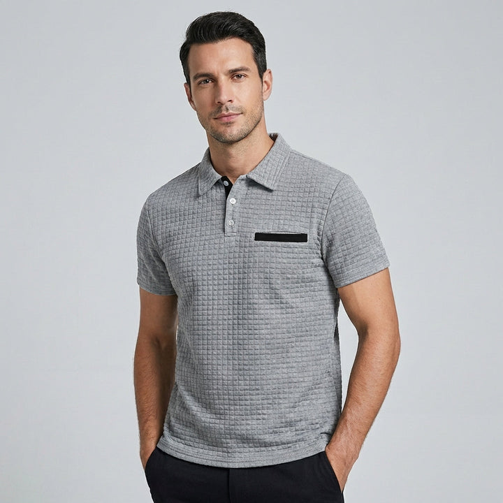 Stijlvol slim-fit heren polo shirt, comfortabel en modern, ideaal voor zomer en casual look.