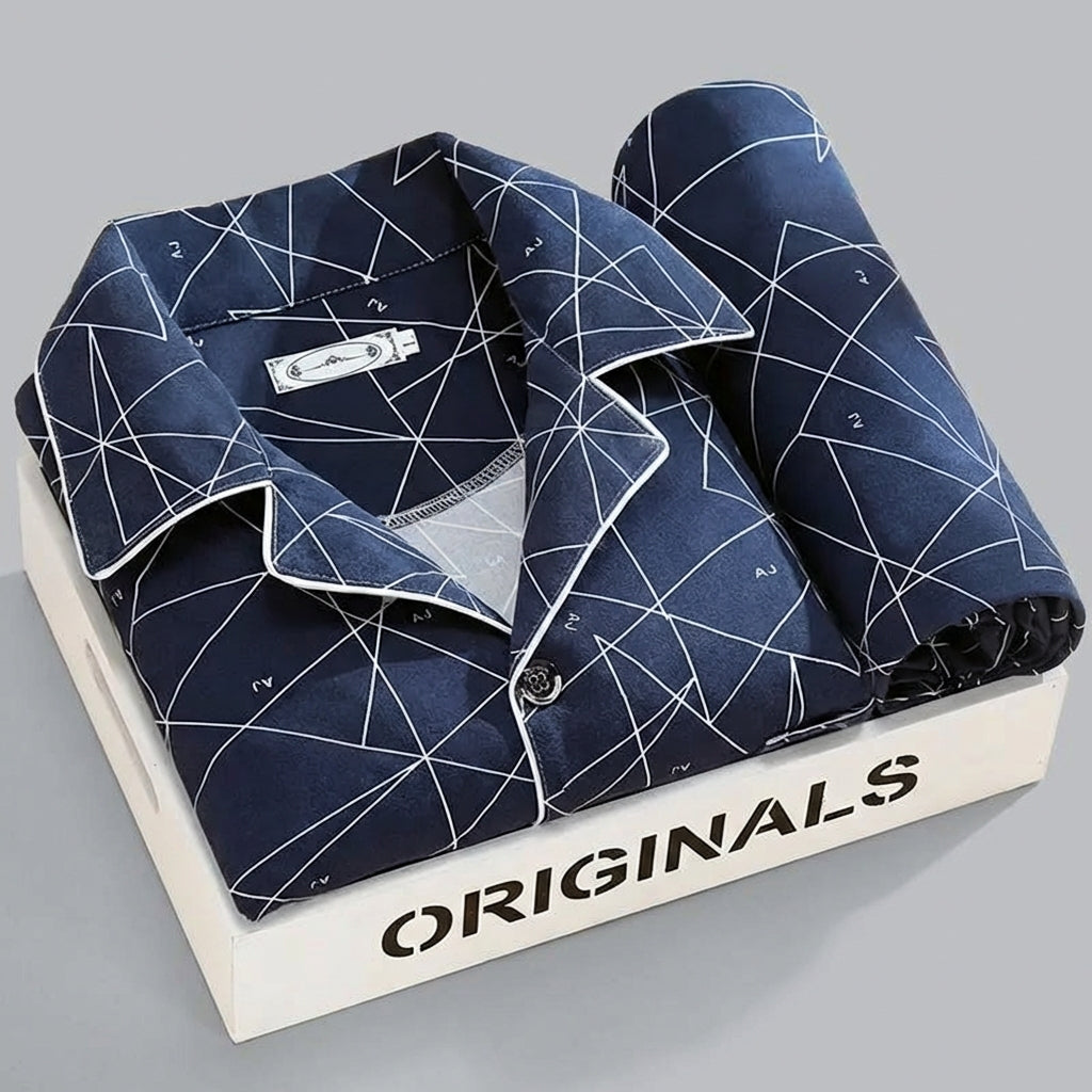 Veelzijdige herenpyjamaset: comfortabel overhemd met knopen en zachte broek. Perfect voor slapen of relaxen.