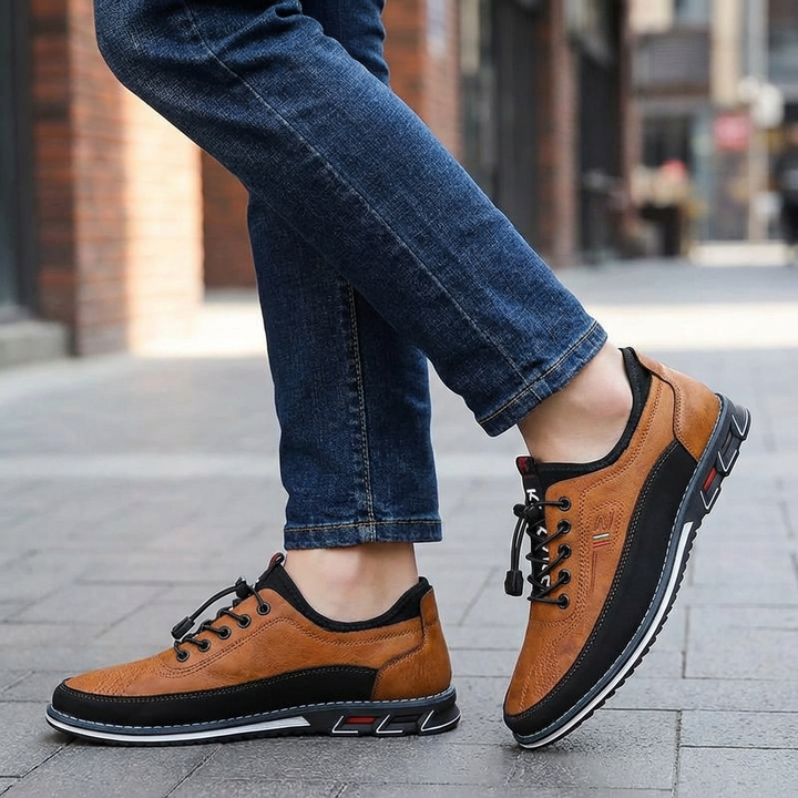 Stijlvolle bruine leren Oxford herenschoenen met orthopedische steun. Ideaal voor zakelijke en casual mannenmode.