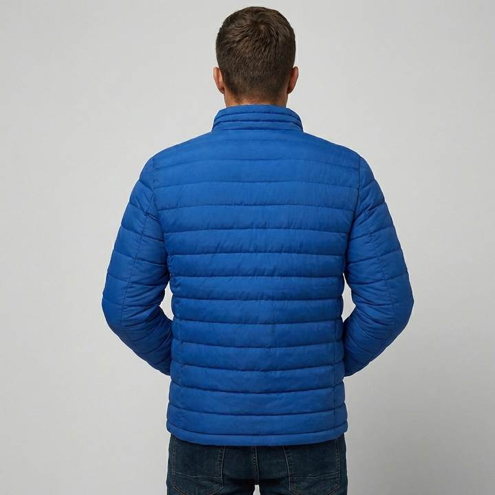 Comfortabele heren tussenjas met opstaande kraag, perfect voor casual mode en elk seizoen.