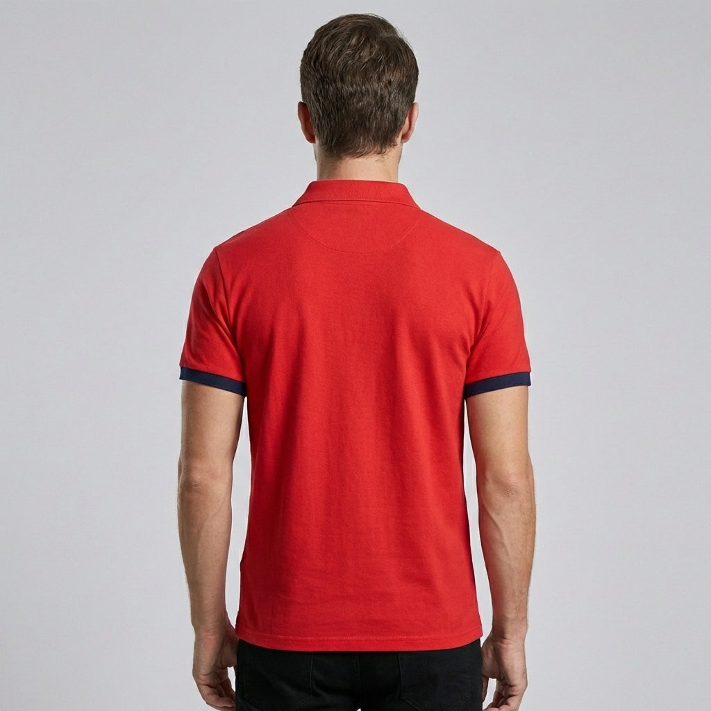 Klassiek heren poloshirt, comfortabel en ademend, perfect voor zomerse dagen. Casual en stijlvolle kleding voor mannen.