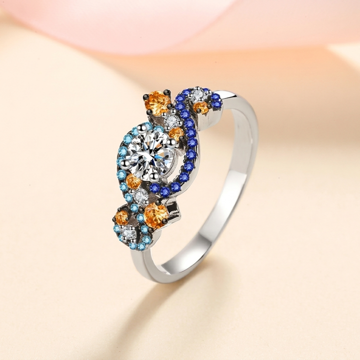 Gedetailleerde vintage damesring 'Sterrennacht' met glinsterende moissanite of zirkonia, tijdloos zilveren sieraad.