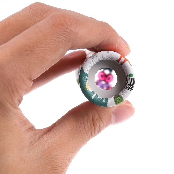 Nostalgische draaikaleidoscopen set (18x) met betoverende visuele effecten. Ideaal als cadeau voor jong en oud.