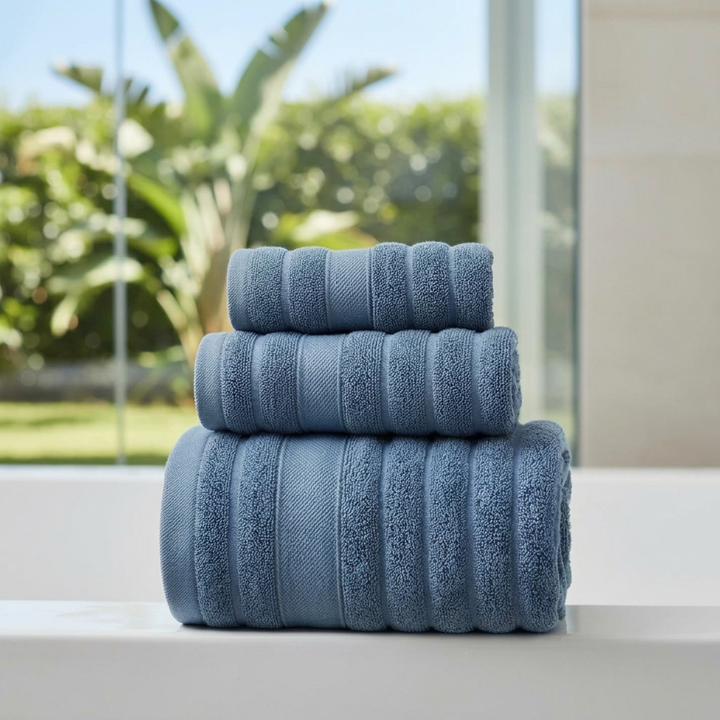 Zachte katoenen handdoekenset voor dagelijks comfort in de badkamer, heerlijk absorberend.