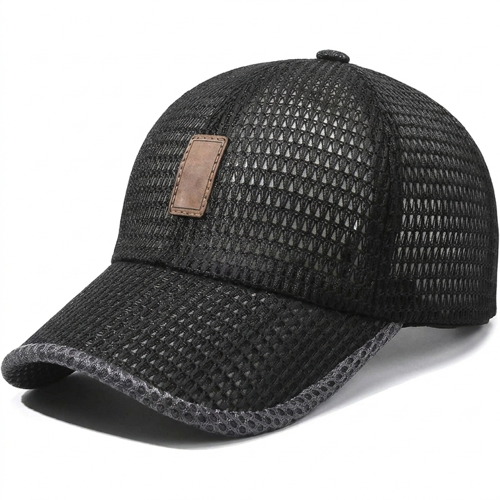 Lichtgewicht unisex zomerpet van ademend polyester, ideaal voor sport en strand. Biedt comfort en UV-bescherming.