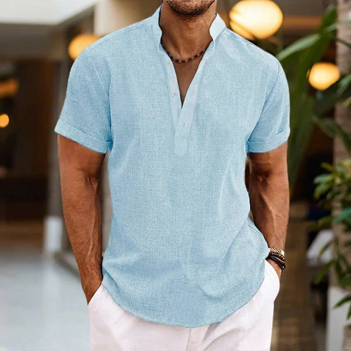 Zacht, ademend heren V-hals T-shirt voor dagelijks comfort; perfect voor casual of zakelijke look.
