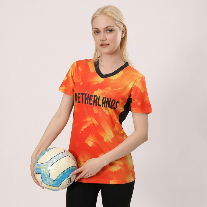 Sportieve dames voetbal kleding WC2026, oranje rood, ademend, voor dames die comfort zoeken.
