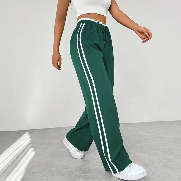 Ultra-comfortabele dames casual broek met wijde pijpen en elastische taille, ideaal voor ontspannen dagen.
