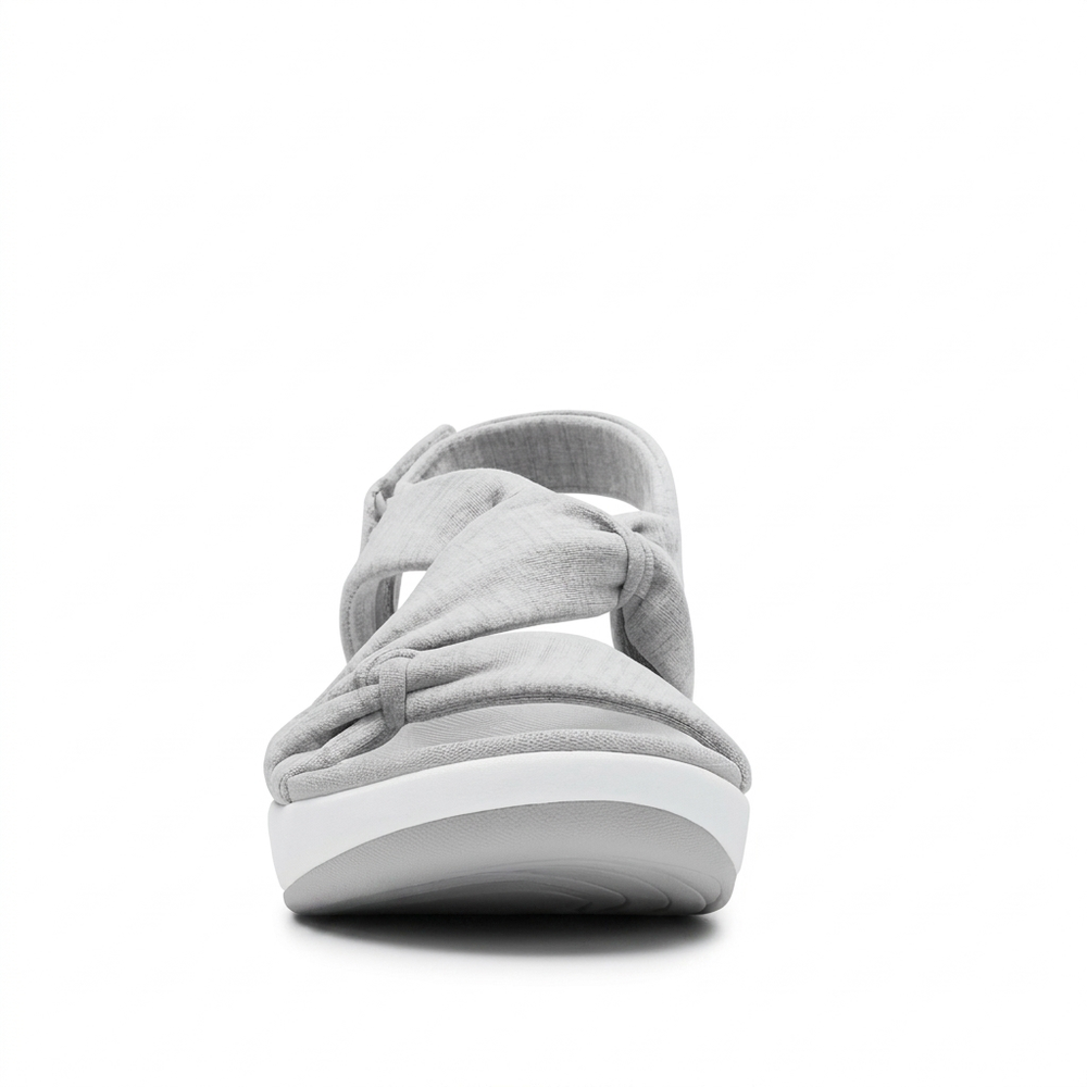 Comfortabele dames slippers met verstelbare banden, ideaal voor de zomer in grijs, zwart of rood.