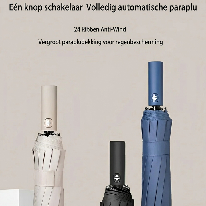 Man houdt compacte paraplu met UV-bescherming in de zon; essentiële accessoire voor elke reis.