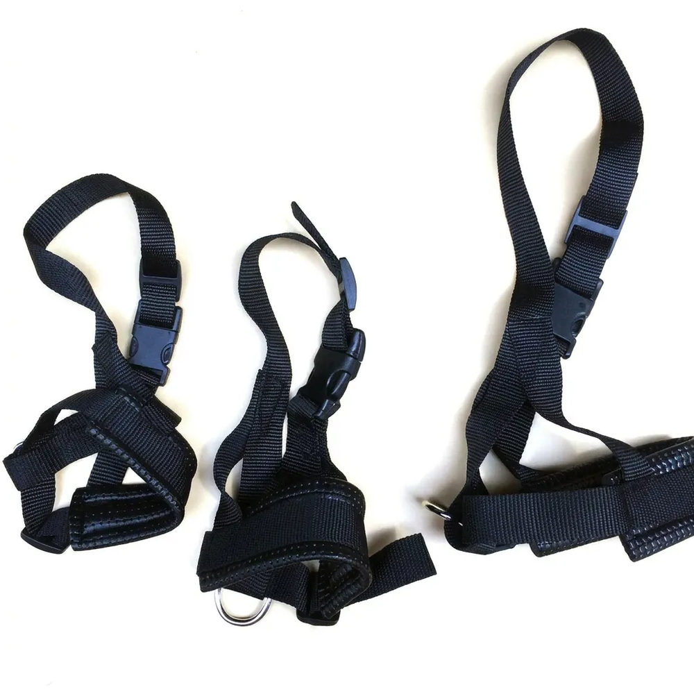 Verstelbaar hondenmondkapje van ademend nylon. Comfortabele muilkorf voor anti-blaf, anti-bijt en hondentraining.