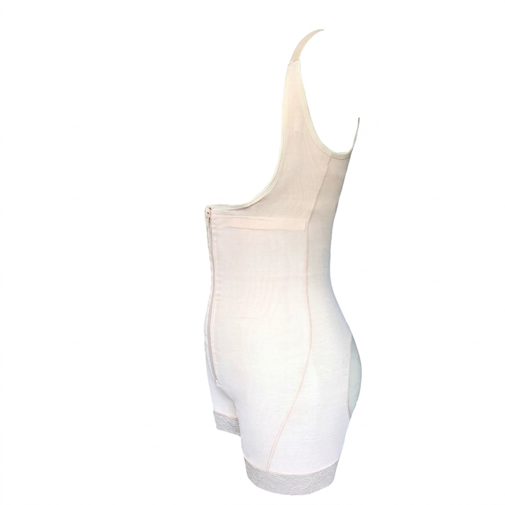 Huidskleurige dames corrigerende body met billift; zacht, naadloos en comfortabel ondergoed.