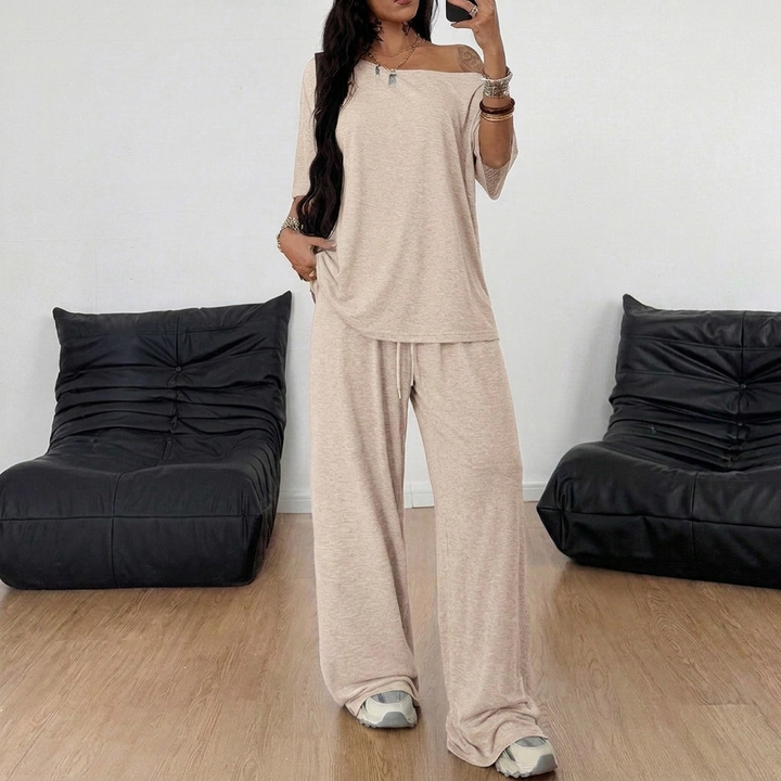 Dames comfortabele relaxset, tweedelig en casual, ideaal als huispak of zomerse reiskleding van polyester.