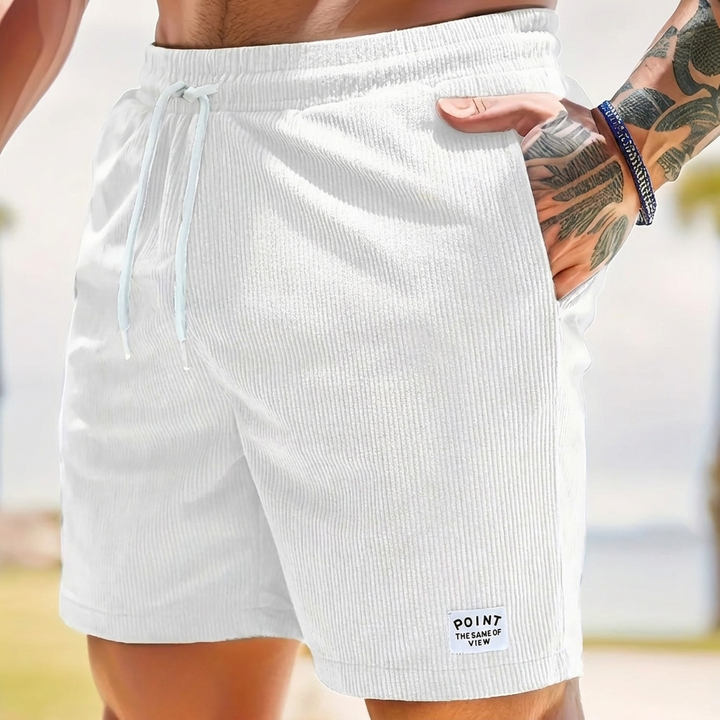 Veelzijdige heren corduroy shorts met trekkoord; perfect voor strand, stad of vrije tijd.
