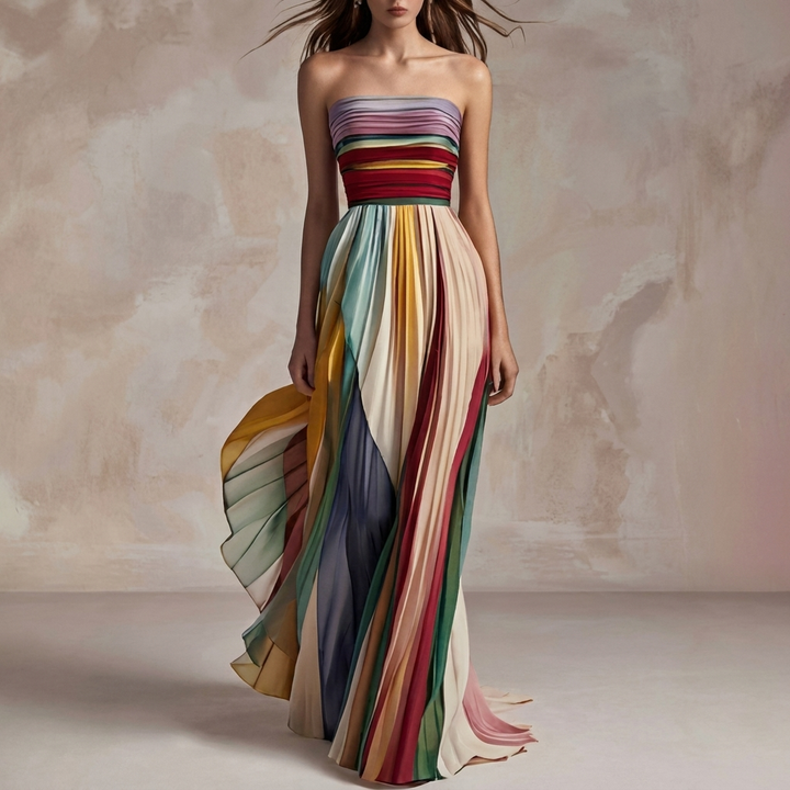 Dames maxi-jurk (CJ26) met trendy print, bandeauhals en elegante open rug; perfect voor zomerse dagen.