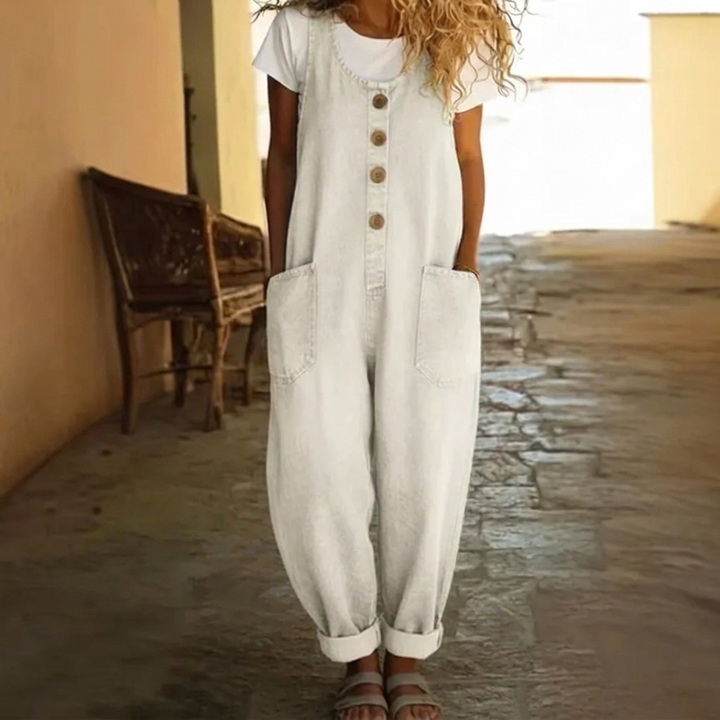 Trendy lichtblauwe dames denim jumpsuit met functioneel trekkoord. Een comfortabel en modieus one-piece item voor streetwear.