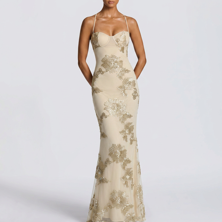 Lange slim fit dames avondjurk CJ26 met delicate bloemen, ideaal als formele feestjurk voor speciale gelegenheden.