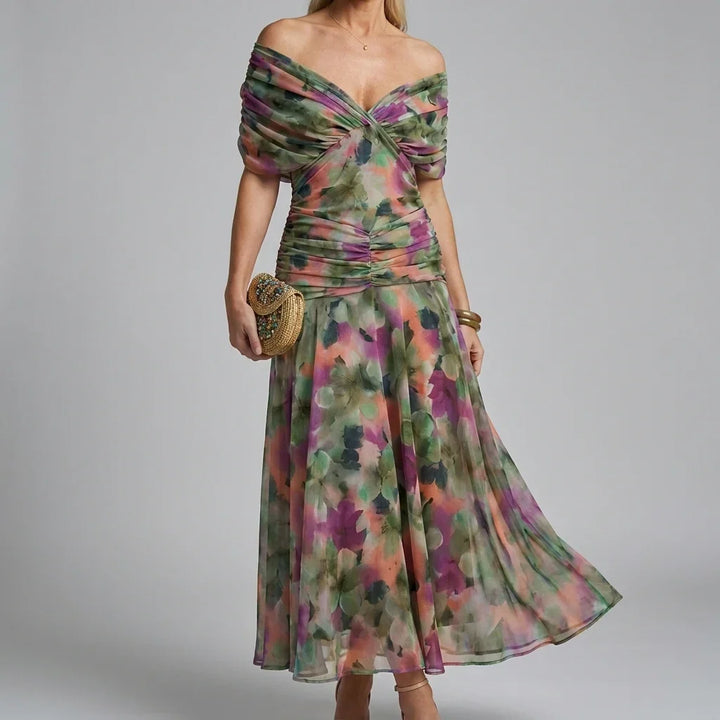 Zomerse dames V-hals maxi-jurk, comfortabel en elegant met korte mouwen.
