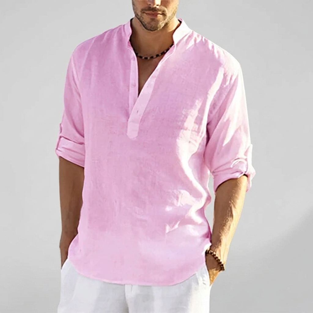 Beige effen heren shirt met Henley hals, type CJ26. Perfect voor een relaxte en comfortabele dag.
