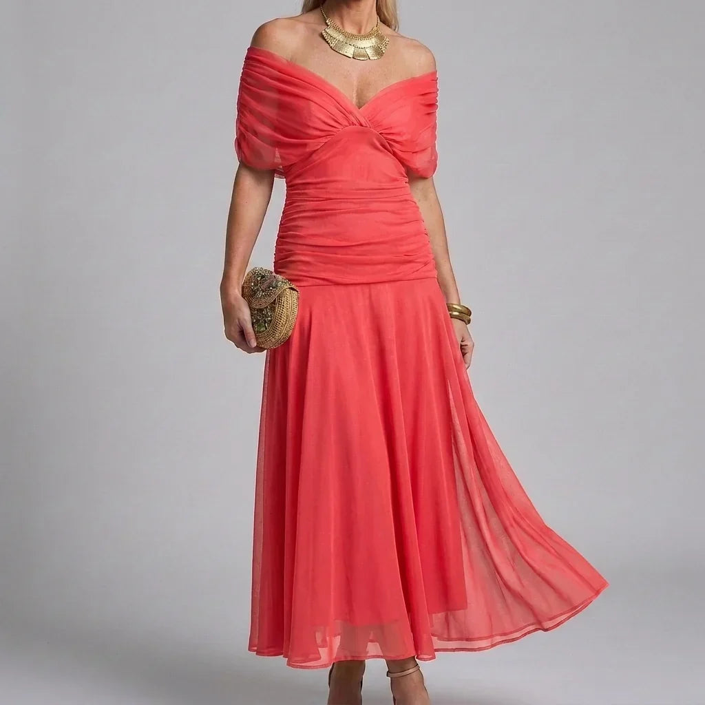Trendy dames A-lijn maxi-jurk, V-hals en korte mouwen voor een modieuze zomerlook.
