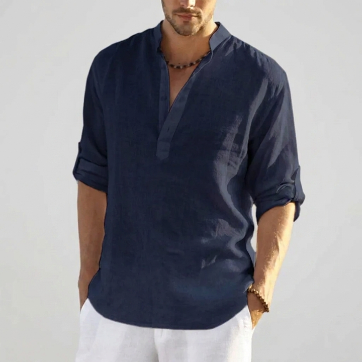 Grijze effen Henley heren pullover met lange mouwen, comfortabele pasvorm voor lente en zomeravonden.